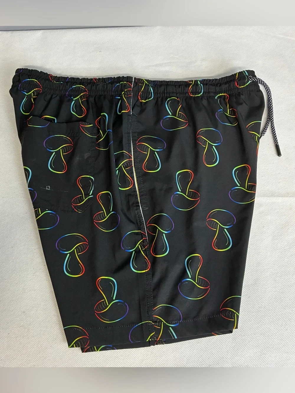 ENNEA Swim Trunks Men’s XL  Black Multicolor Mushroom Mesh Lining 3 Pockets Flaw